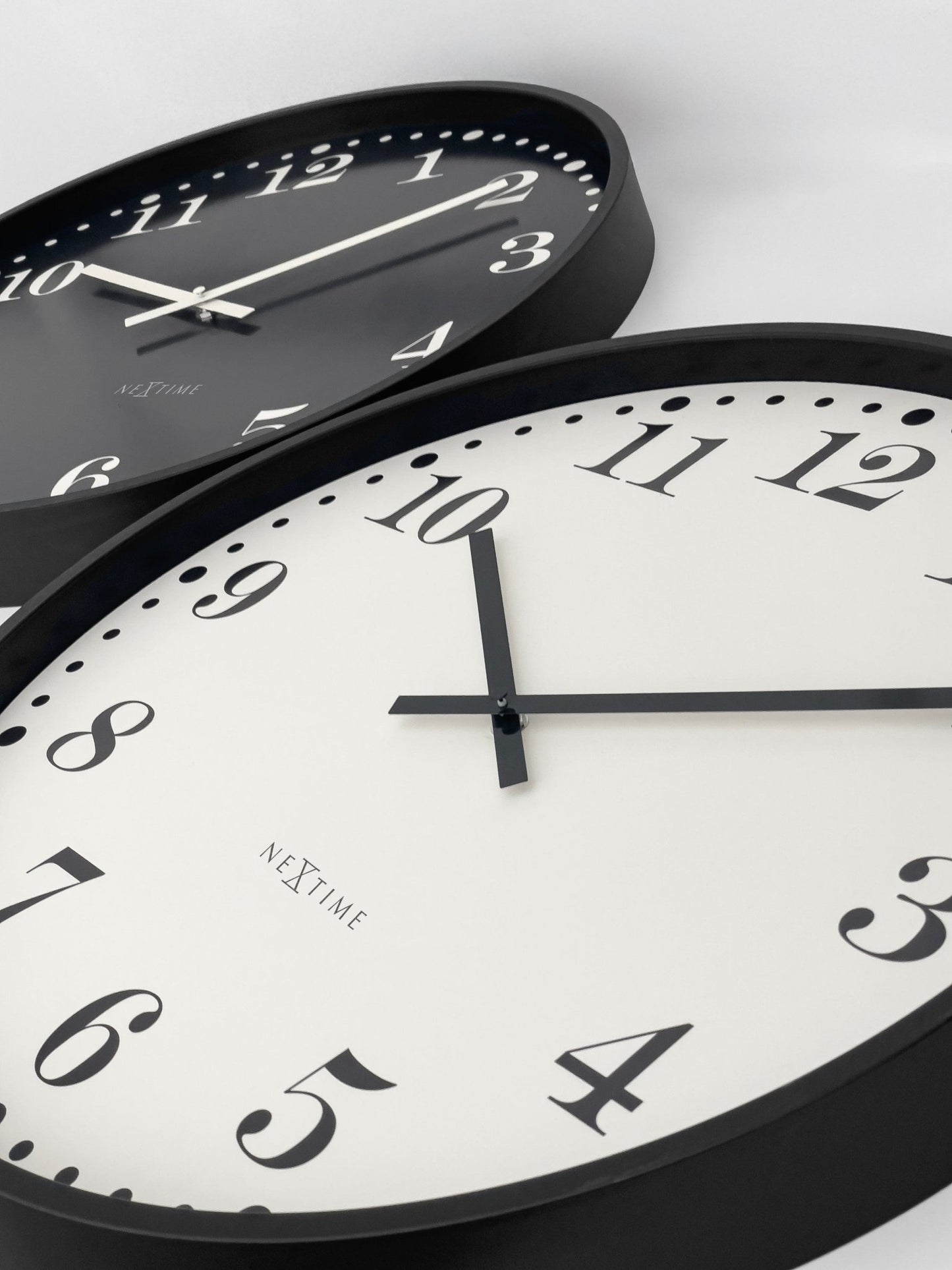 Wall clock 50cm - Silent - Black/White - Plastic - NeXtime 'Dickens Large' - wevelnit