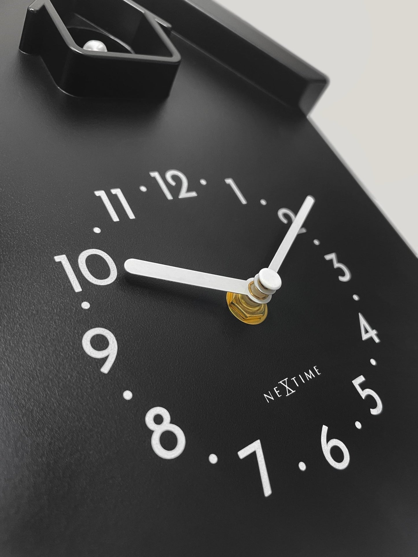 Wall clock 21.5x41.5x8.5cm - Pendulum - Cuckoo - NeXtime 'Twitter' - wevelnit