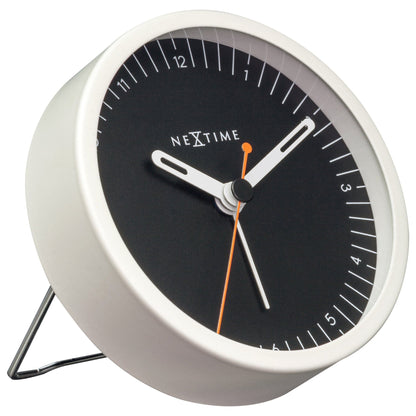 Table Alarm Clock 9x9x7.5cm - Silent - Light function /Metal "Small" - wevelnit