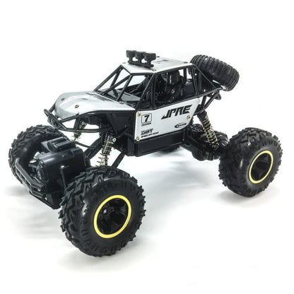 Zilveren rock crawler schuin van voren