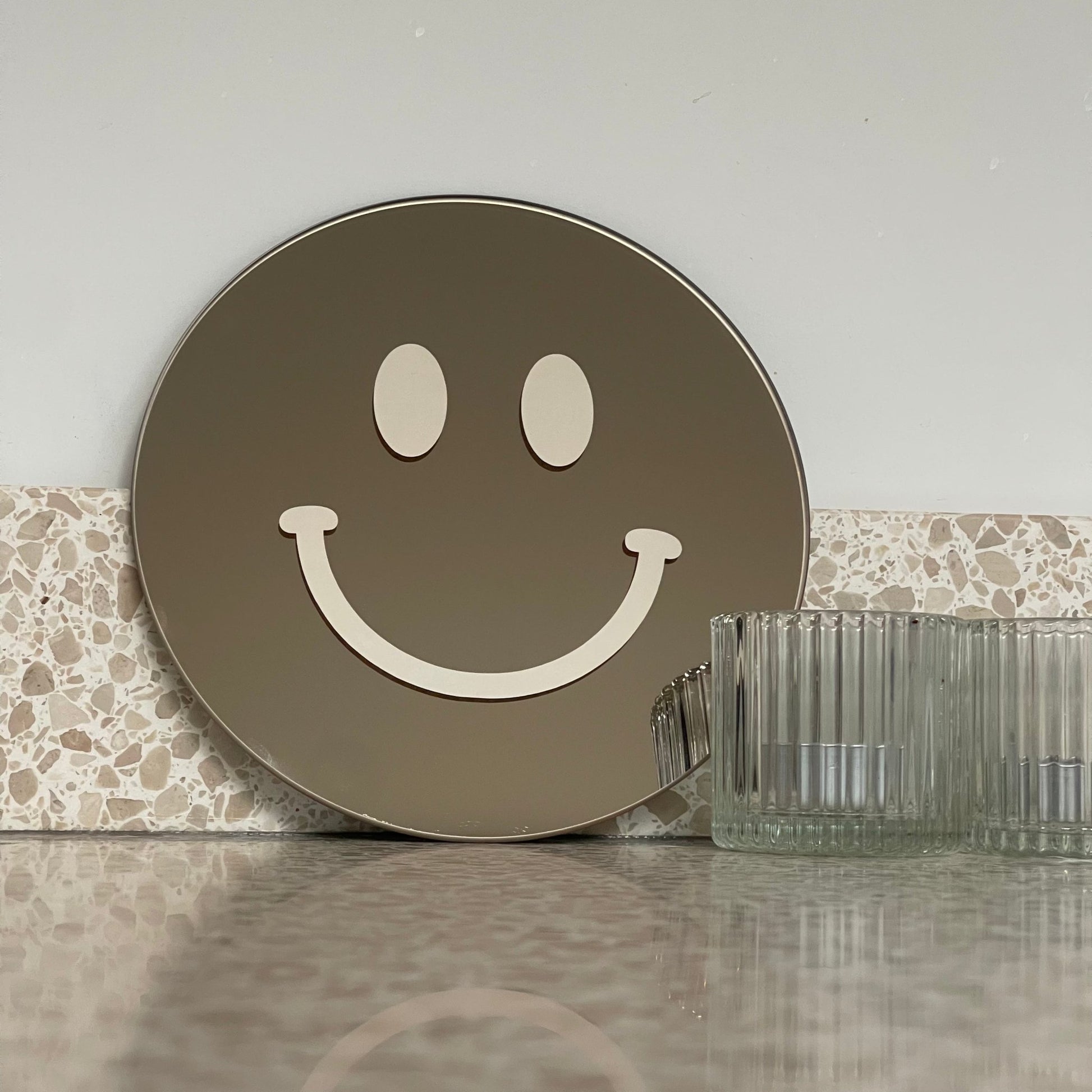 The Small Cream Smile - wevelnit