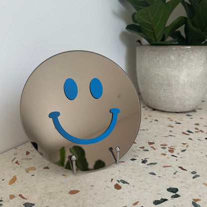 The Small Bright Blue Smile - wevelnit