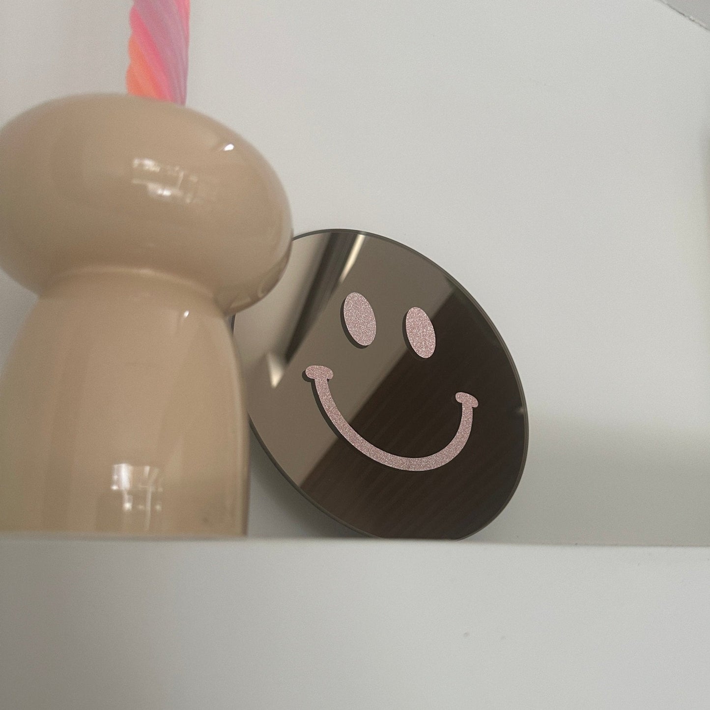 The Small Glitter Pink Smile - wevelnit