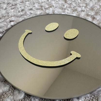 The Small Golden Smile - wevelnit