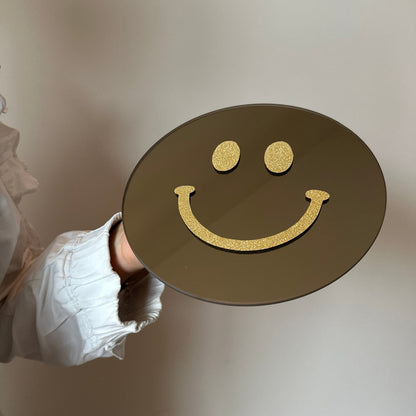 The Small Golden Smile - wevelnit