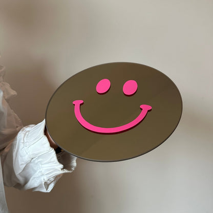 The Small Pink Smile - wevelnit