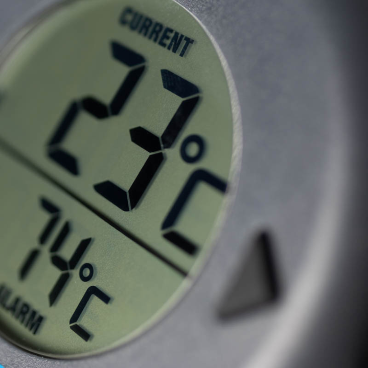 ETI Bluedot Bluetooth Thermometer - wevelnit